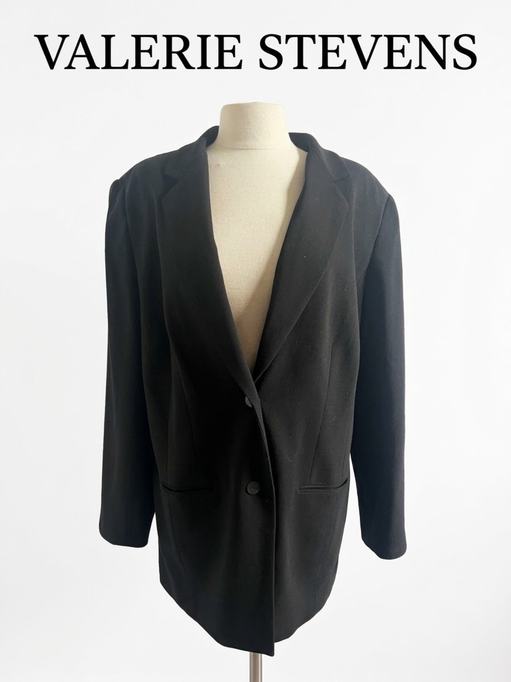 Valerie Stevens 100% wool blazer Size 16W